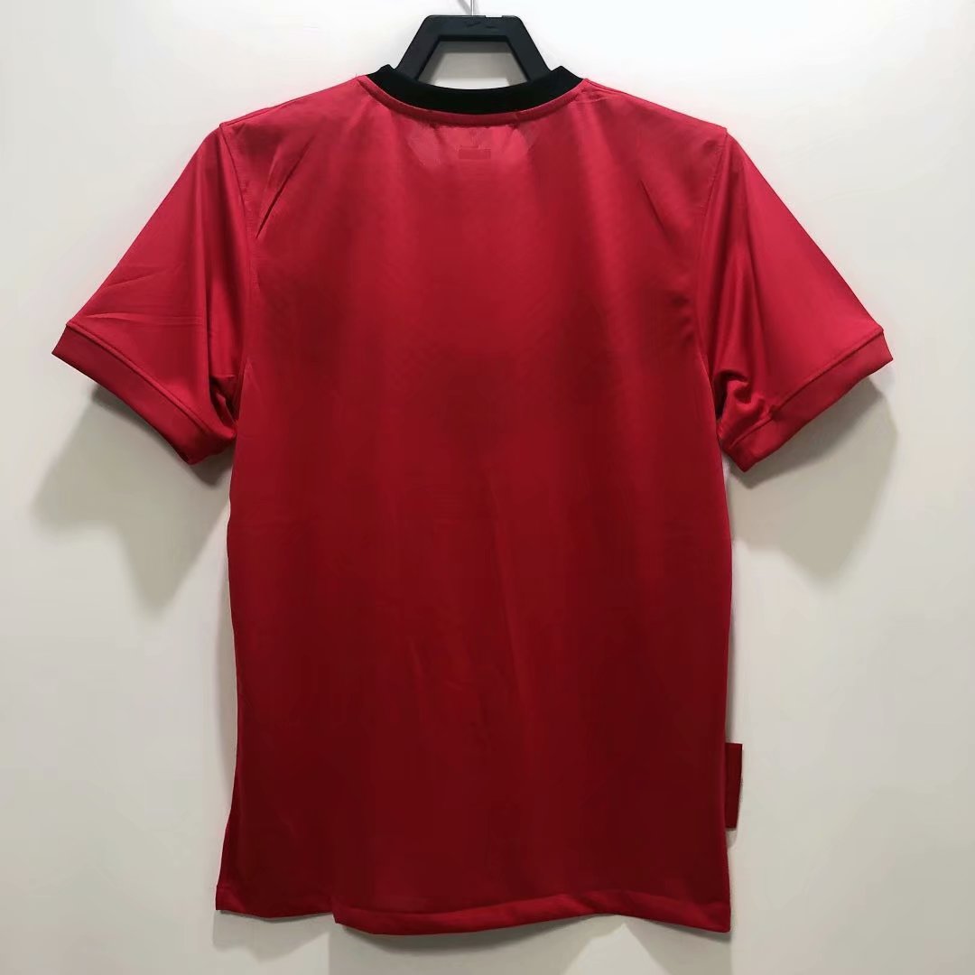 Manchester United Home Retro Jersey 2010 - Image 2
