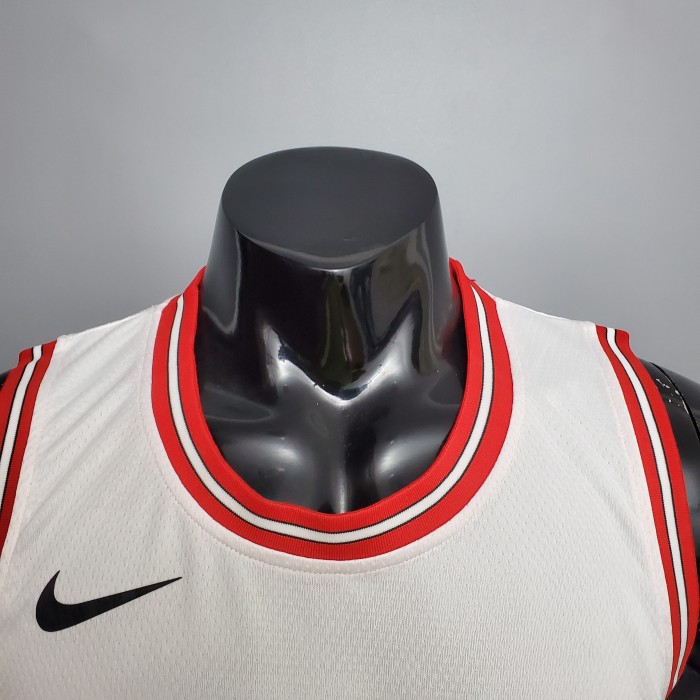 Michael Jordan Chicago Bulls 75th Anniversary Swingman Jersey White - Image 3