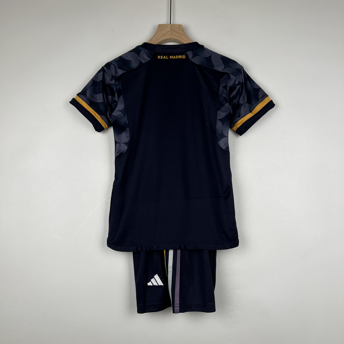 Real Madrid Away Kids Jersey 23/24 - Image 2