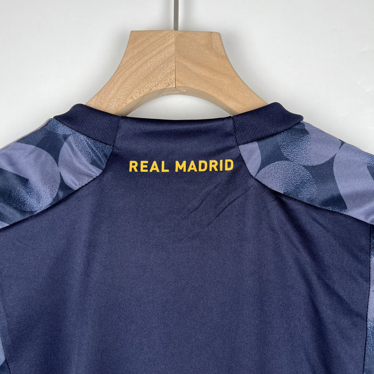 Real Madrid Away Kids Jersey 23/24 - Image 5
