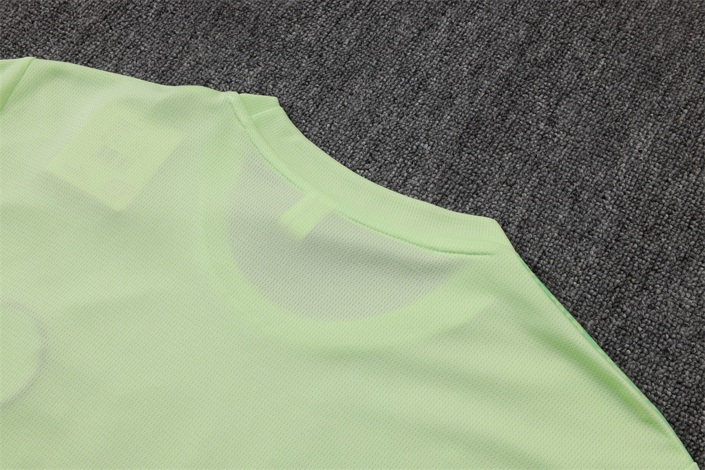 Manchester City Training Short sleeve Jersey 25/26 - Image 10